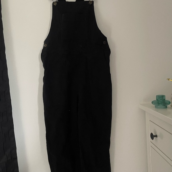 Black overalls - Picture 3 of 3